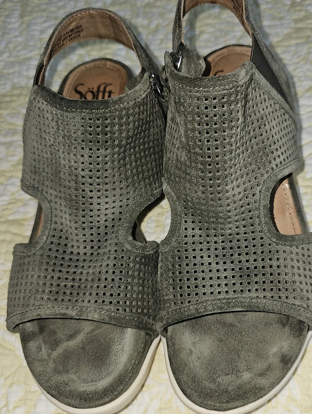EUC - Sofft Shandi Olive Green - 6.5